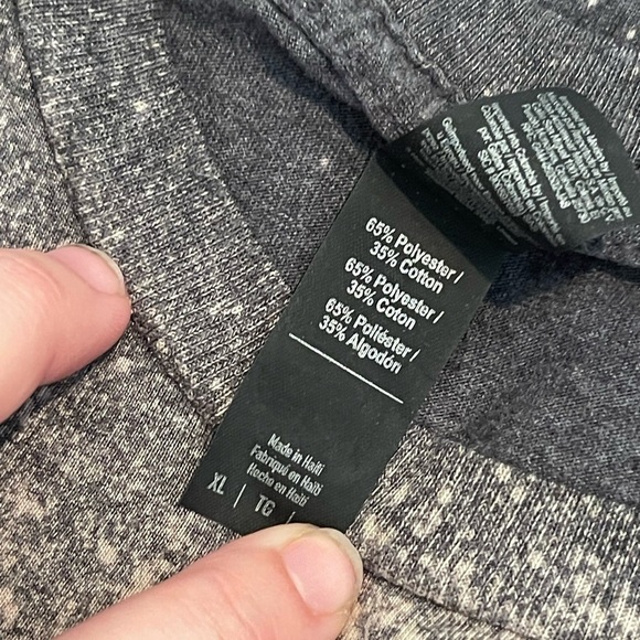 Gildan thick thighs and witch vibes bleach wash graphic tee - Picture 4 of 6